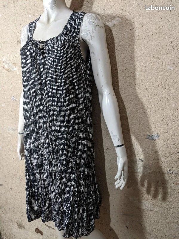 Robe Sans Manches Noire à Pois Gris Toscane - Taille 44, Occasion En Très Bon état, Style Casual