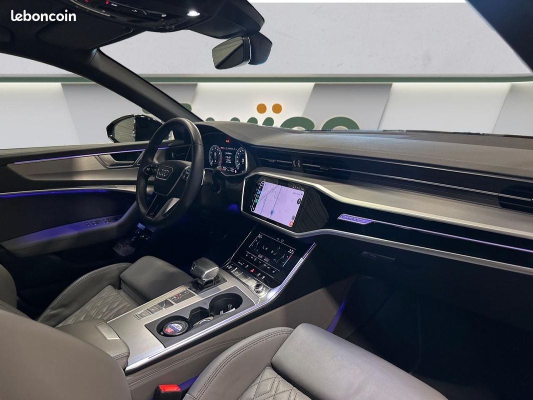 AUDI A6 AVANT 55 TFSI e QUATTRO S LINE (image 12)