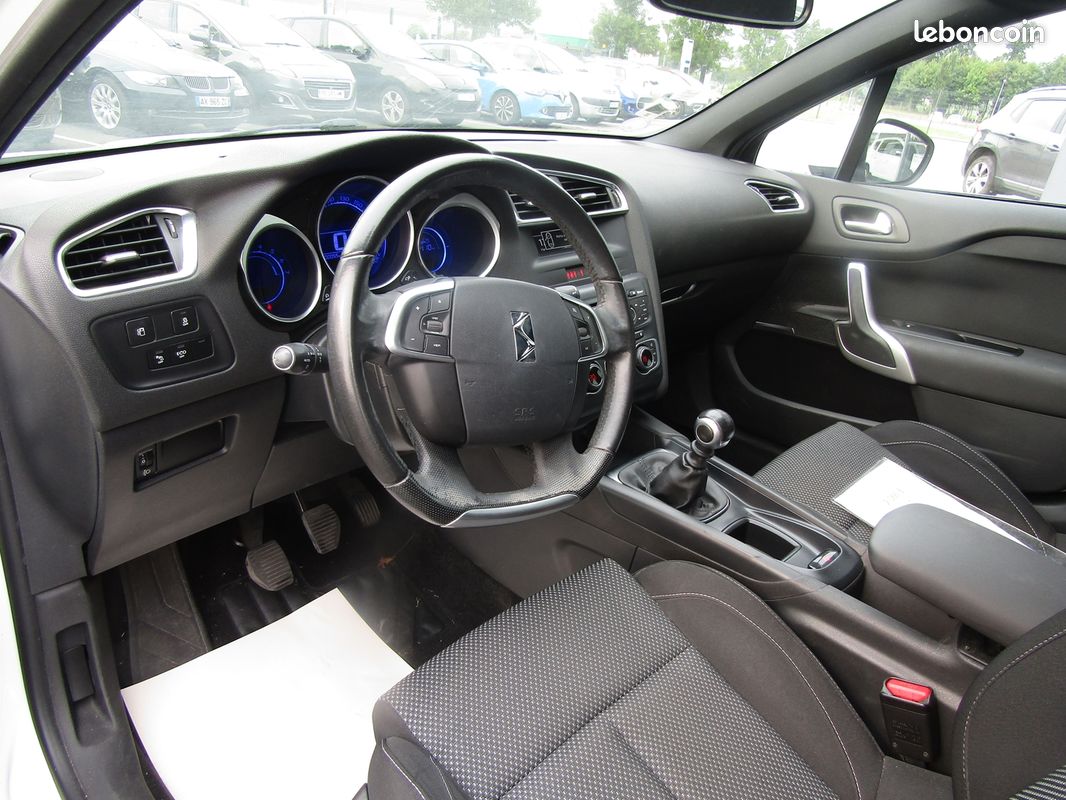 Ds DS 4 PURETECH 130CH CHIC S&S (image 4)
