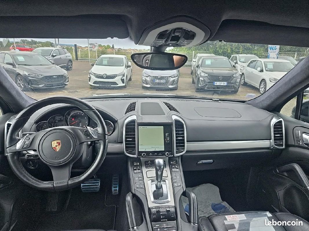 PORSCHE CAYENNE (958) turbo (image 10)