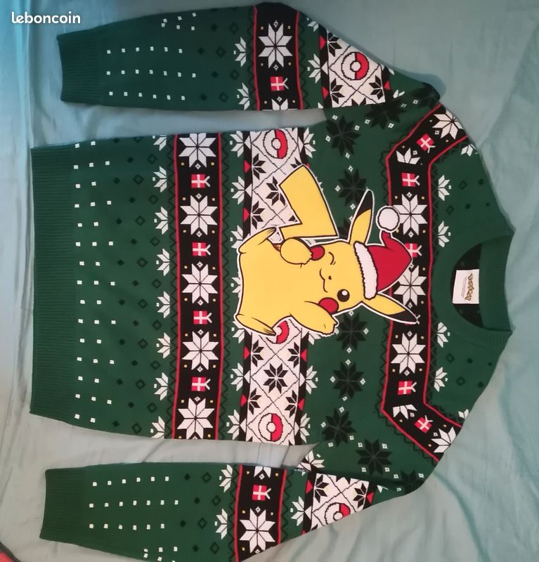 Pull de Noël Pikachu Celio XS Vêtements