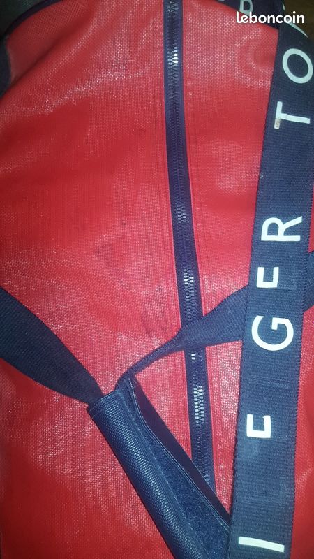 Sac Tommy finger (image 2)
