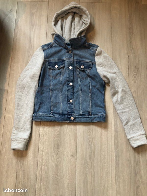 Veste en jean Hollister taille S (image 1)