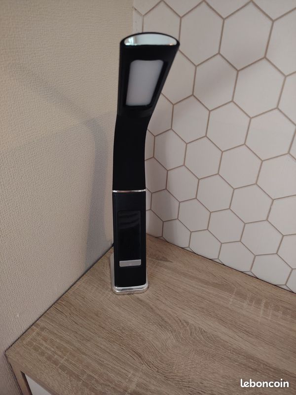 Lampe de bureau (image 1)