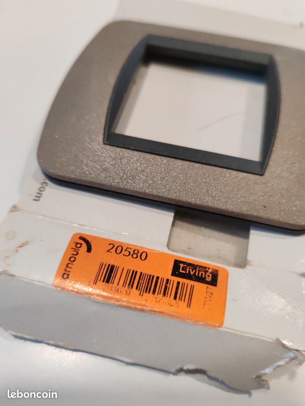 LOT ARNOULD BTICINO LIVING - Lot N°9 - 3 Interrupteurs (pas va et vient