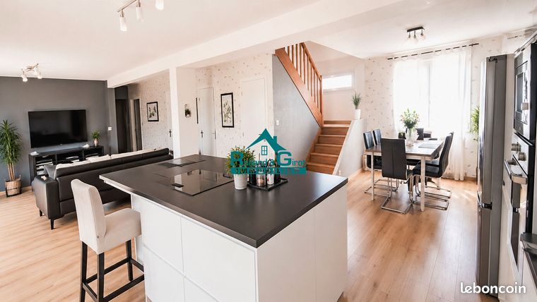 Maison 7 pièces 140 m²