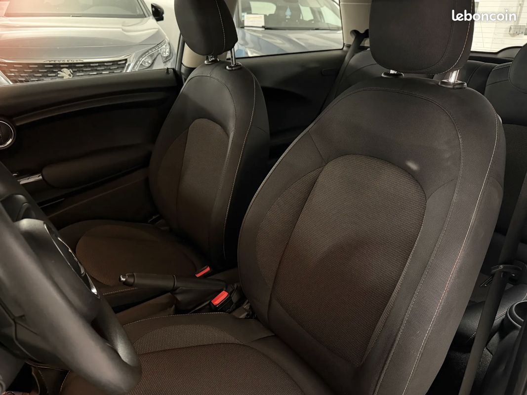 MINI Mini 1.2 102ch 102 One - 2017 - 65 000 km - Garantie Mini - Boite Automatique (image 12)
