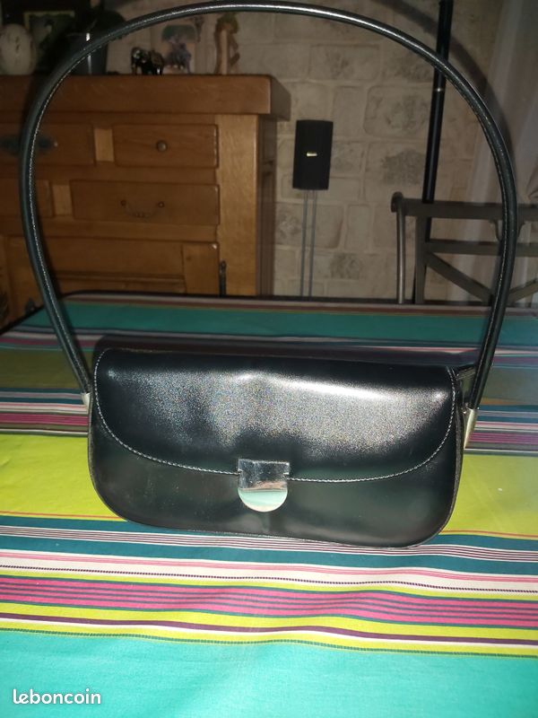 Petit sac noir (image 1)