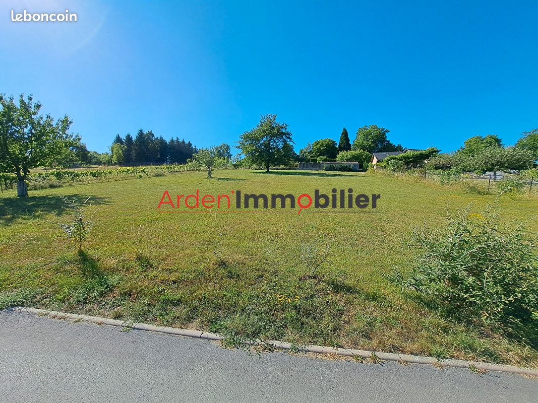 Maison 1580 m² · à Château-Porcien · 1 580 m² · 99 500 €