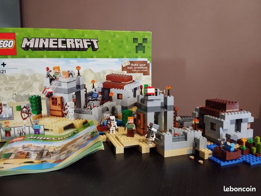 Lego minecraft 21121 L'avant-poste dans le désert Jeux Jouets
