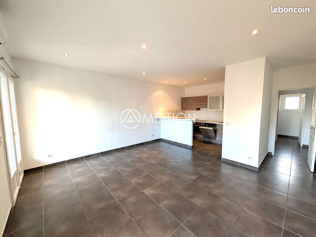 Appartement 3 pièces 66 m² · à Fréjus · 66 m² · 343 500 €