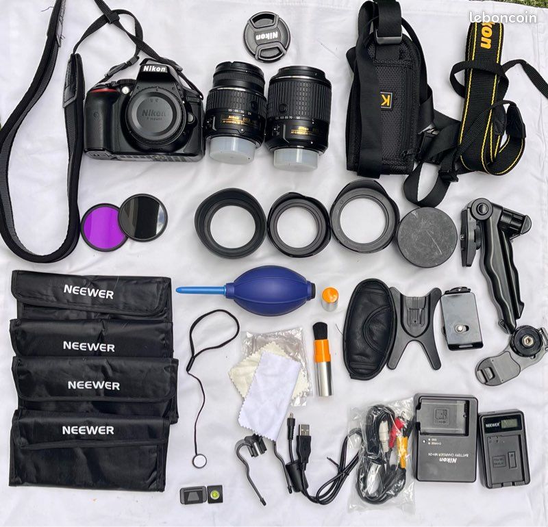 Nikon D5300 + 2 objectifs + accessoires (image 1)