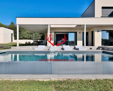 Maison 1 470 000 € - 193 m²