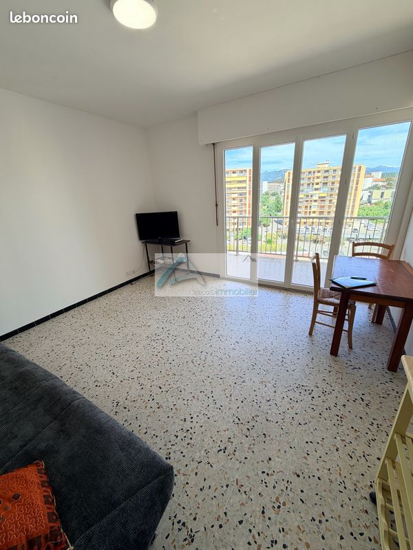 Appartement 1 pièce 24 m² · à Ajaccio · 24 m² · 680 €