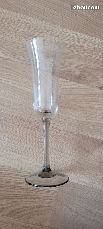 Verres flutes à pied (image 5)