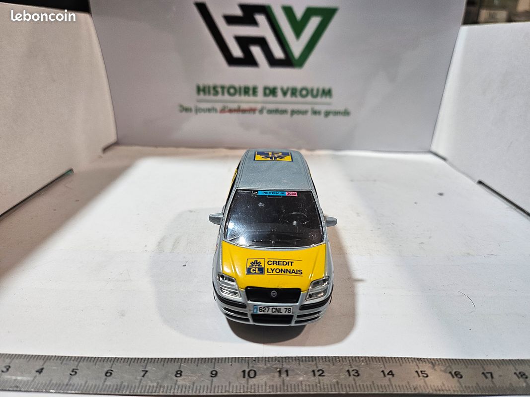 Miniature Fiat Ulysse Maillot Jaune - Tour De France 2003, échelle 1/43 Par Norev, état Neuf