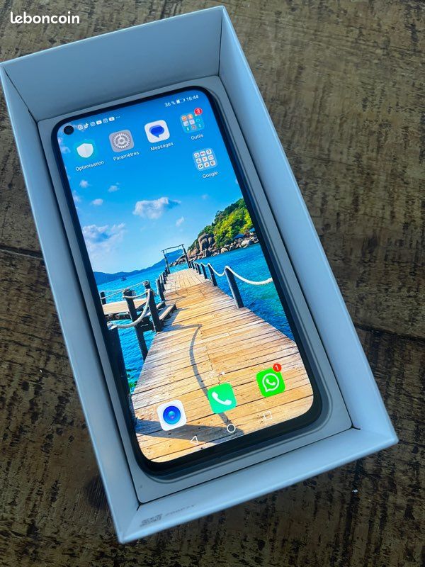 Huawei Honor View 20 Magic (image 1)