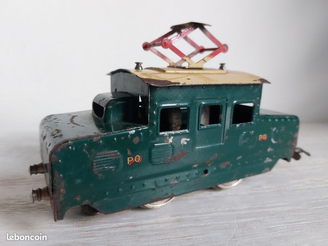 LR Le rapide coffret train mécanique wagons SNCF rails Agrafes Clé