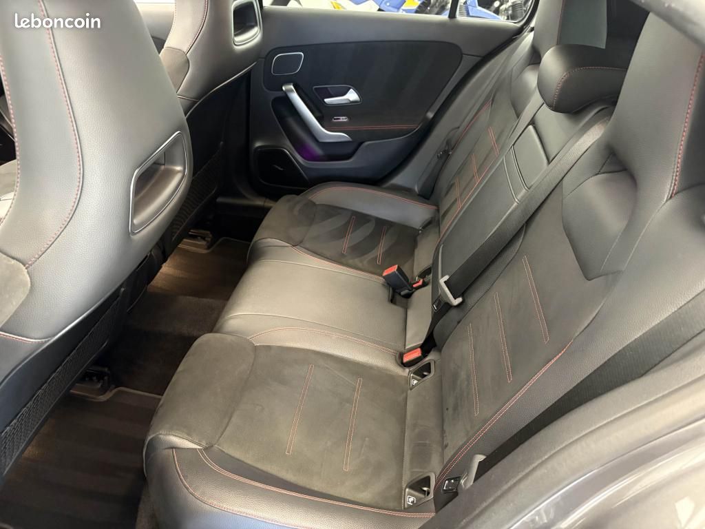 MERCEDES CLASSE A A 200 d - BV 8G-DCT BERLINE 5P - BM 177 AMG Line PHASE 1 (image 17)
