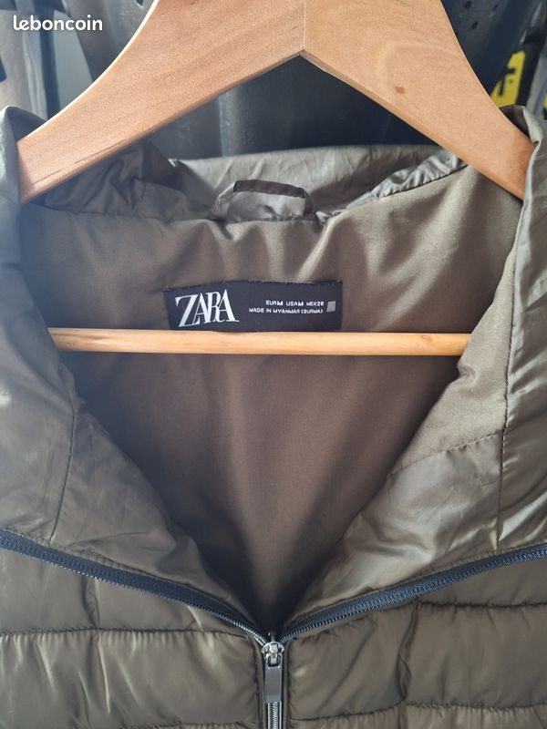 Doudoune kaki sans manches Zara Vêtements