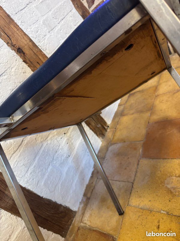 Chaise vintage avec accoudoirs (image 4)