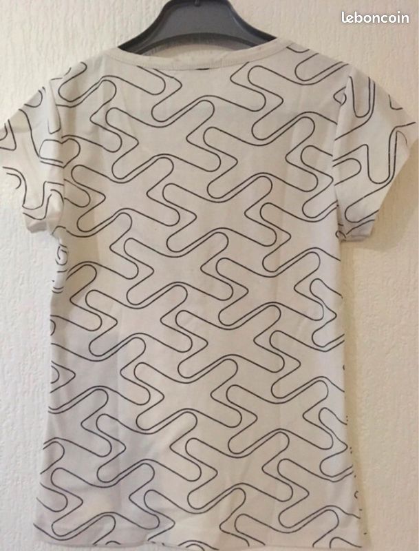 Tee-shirts blanc et noir taille 14 ans (image 4)
