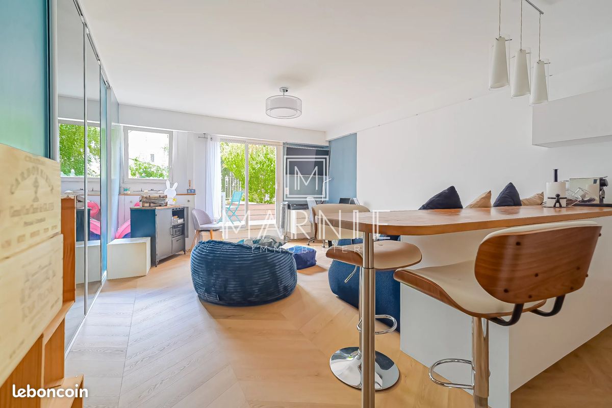 Appartement 2 pièces 60 m² · à Paris · 60 m² · 575 000 €