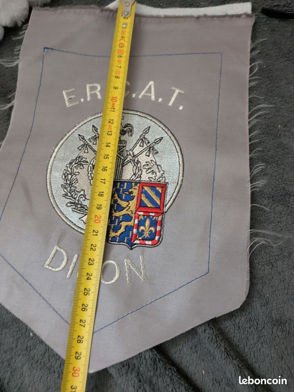 Fanion drapeau militaire e.r.c.a.t dijon armée française (image 4)