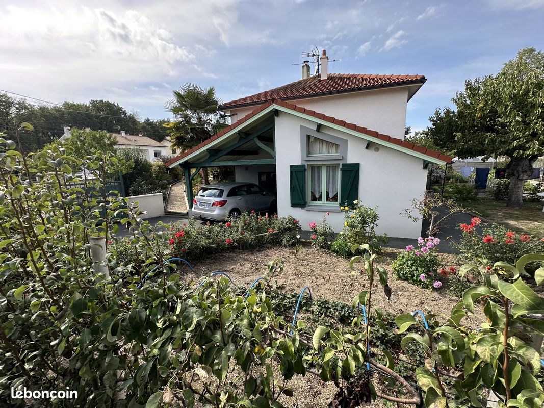 Maison 8 pièces 160 m² · à Bressuire · 160 m² · 189 000 €