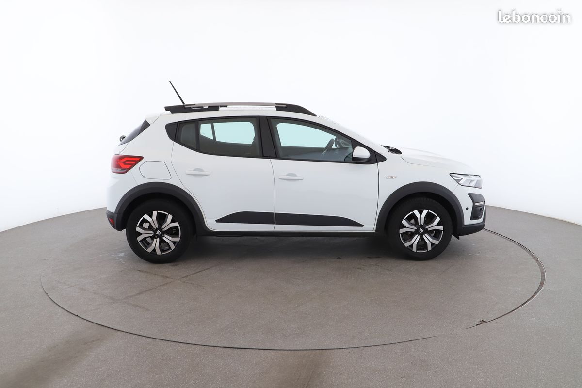 Dacia Sandero III Stepway 1.0 TCe Confort 91 ch (image 13)