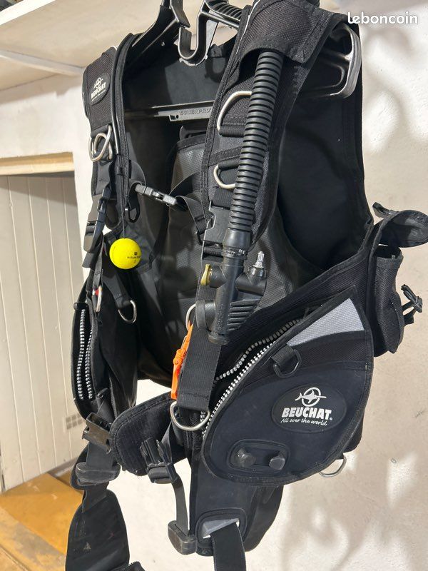 gilet de plongée refendu titanium 25mm BEUCHAT
