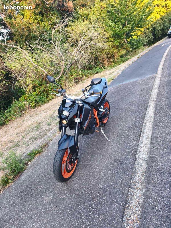 Ktm 690 (image 1)