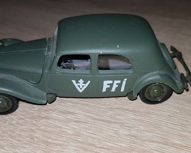 Solido No. 7523 Citroën Traction FFI Military Limited Edition