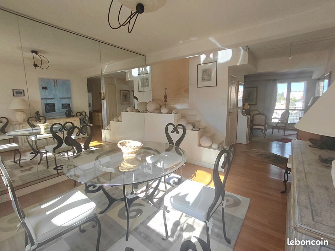 Appartement 4 pièces 145 m² · à Laval · 145 m² · 187 200 €