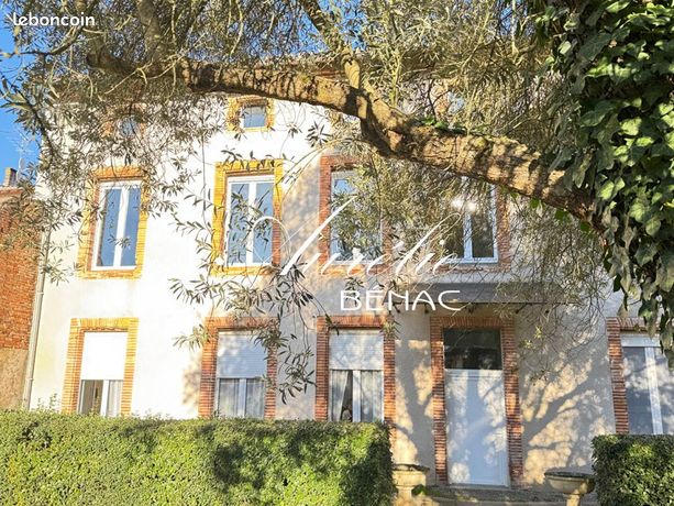 Appartement 7 pièces 162 m²