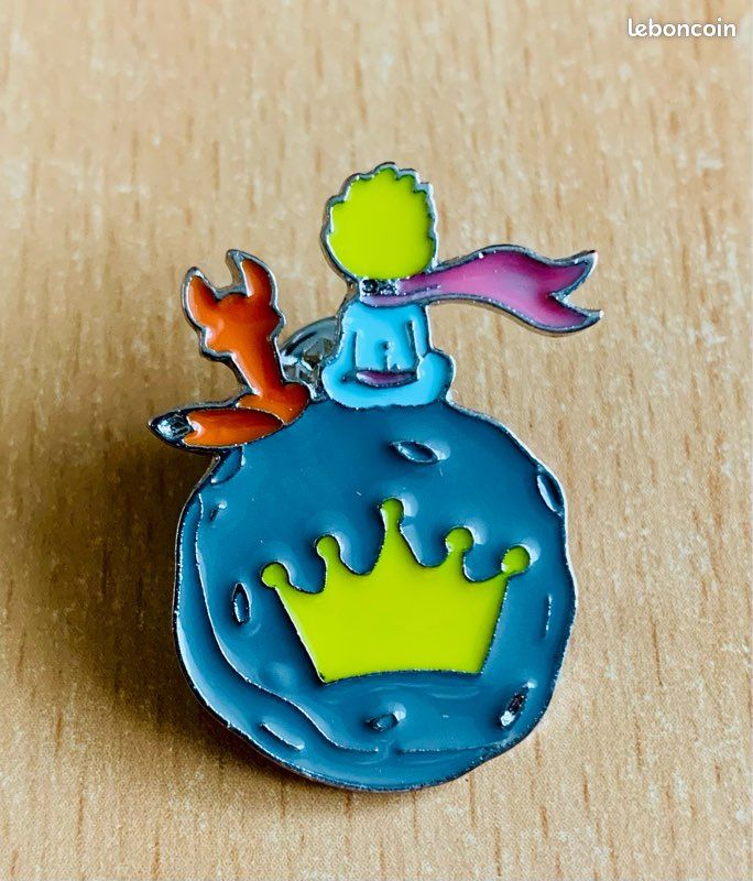 Un pin’s, Petit Prince, couronne (image 1)