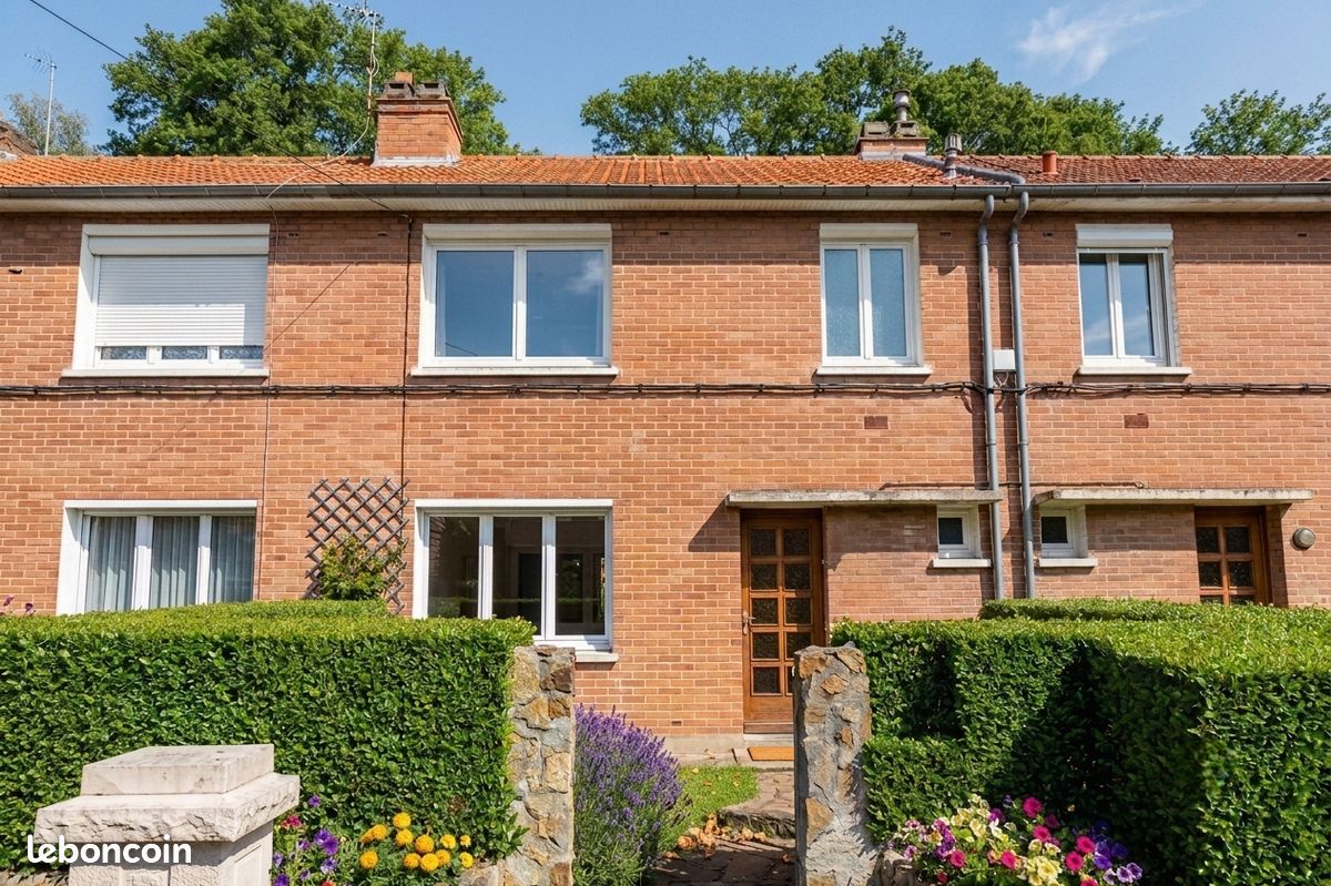 Maison 5 pièces 90 m² · à Wambrechies · 90 m² · 1 100 €/mois