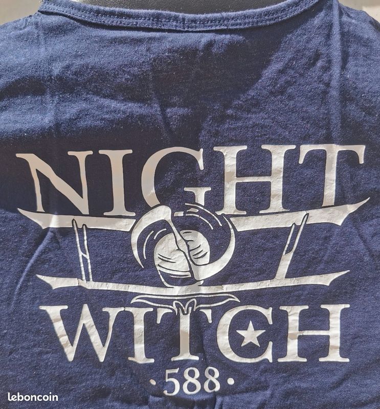 T-shirt enfant "Night Witch", Taille 9 - 10 ans, Comme neuf (image 4)