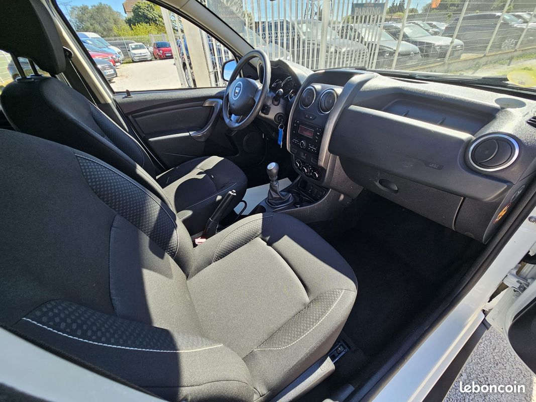 Dacia Duster 1.5 DCI 90cv 4x2 Édition 2017 1ère Main (image 13)
