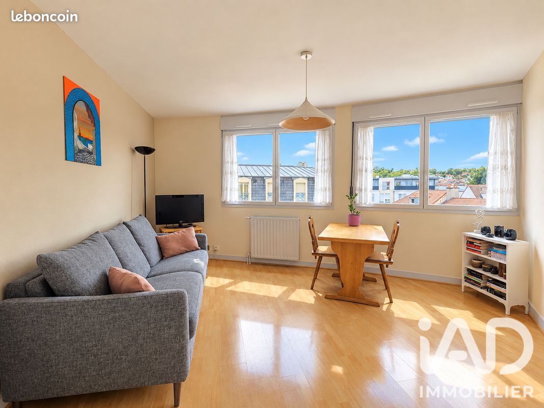 Appartement 2 pièces 37 m² · à Clamart · 37 m² · 235 000 €