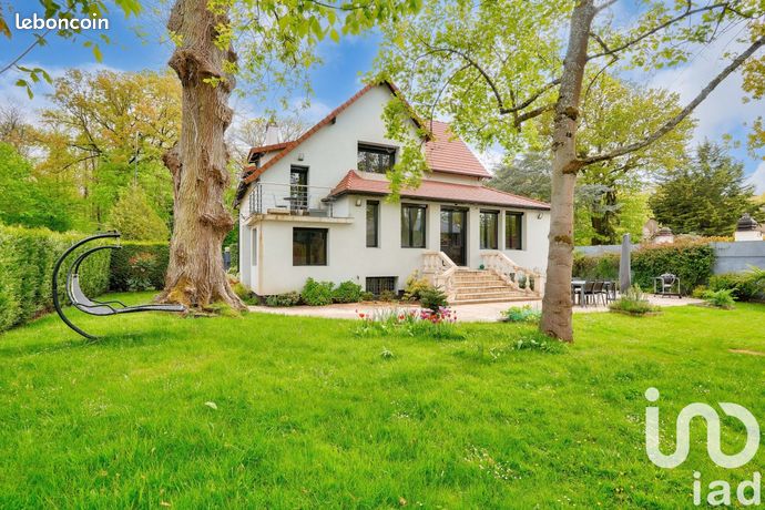 Maison 8 pièces 160 m²
