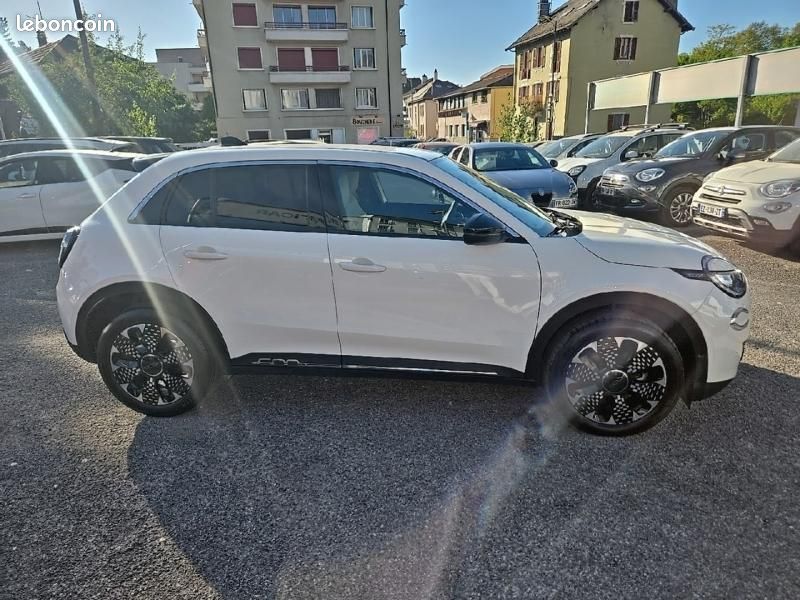 Fiat 600 1.2 Hybrid 100ch La Prima DCT6 (image 4)