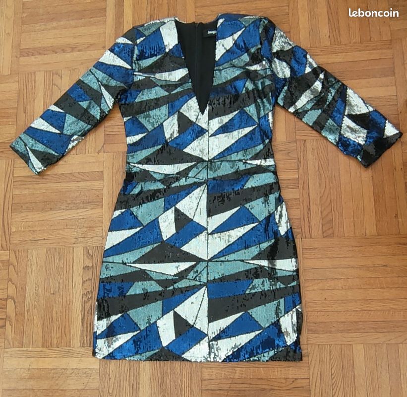 Robes Desigual Taille 38 en ligne