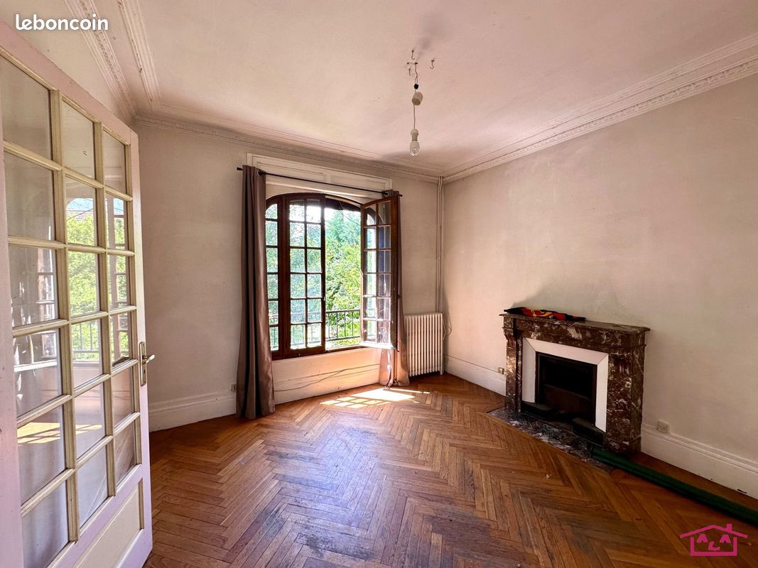 Maison 4 pièces 100 m² · à Grenoble · 100 m² · 290 000 €