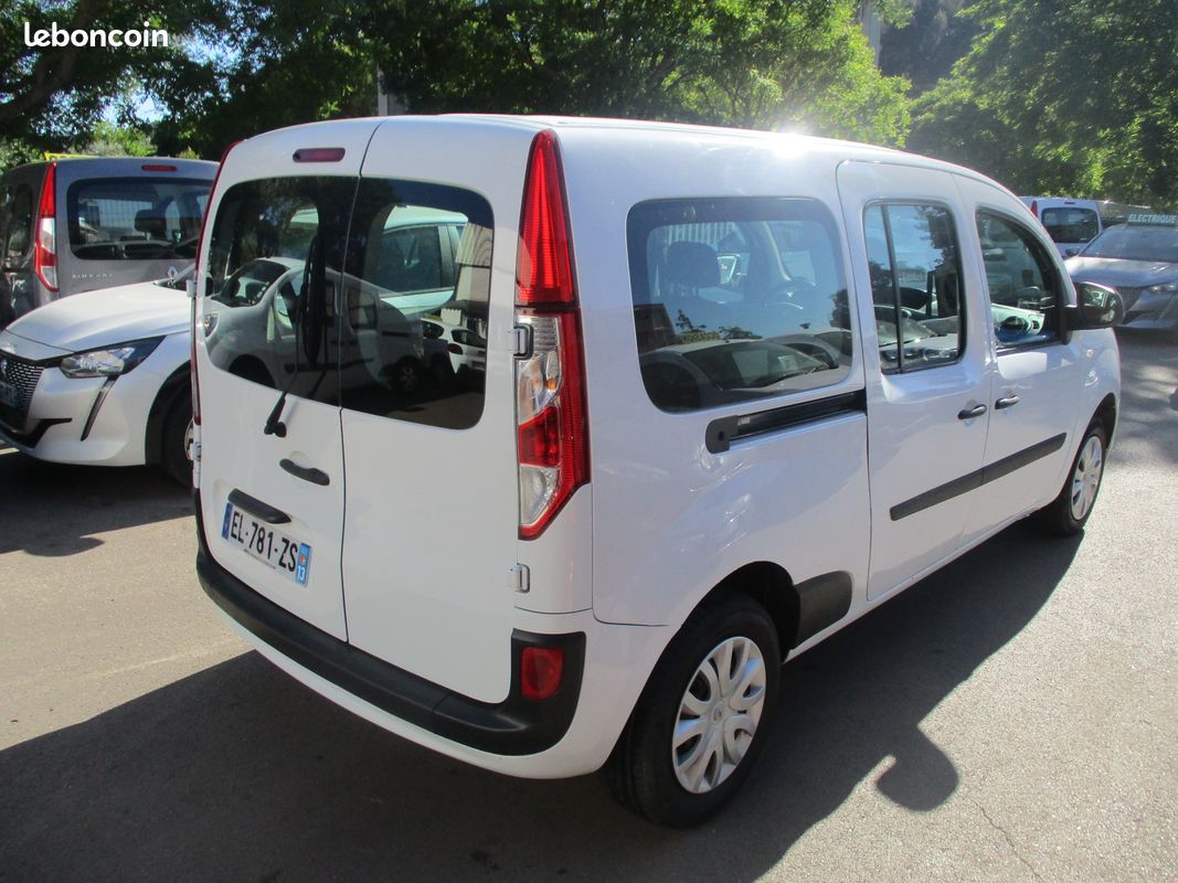 Kangoo grand dci 110 7 places 1e main (sans ad blue) (image 2)