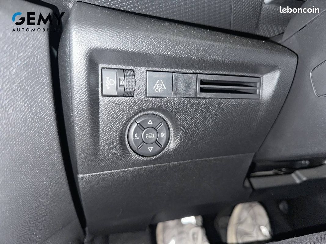 CITROEN C4 PureTech 130 S&S BVM6 Shine (image 13)