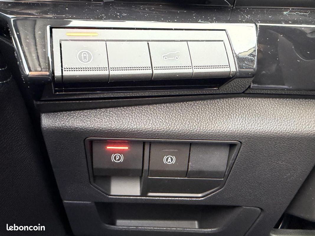 Renault austral 1.2 hybride 200 boite automatique camera de recul + hayon electrique + regulateur adaptatif (image 18)