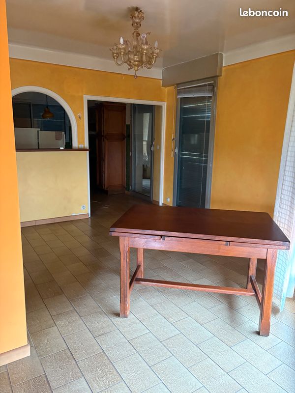 Immeuble 7 pièces 572 m² · à Saint-Laurent-de-Cerdans · 572 m² · 298 900 €