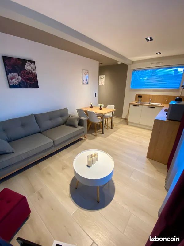 Appartement 2 pièces 38 m² · à Meyzieu · 38 m² · 880 €/mois