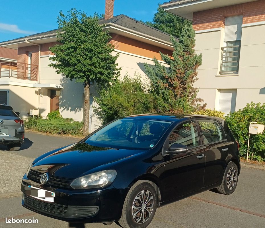 Volkswagen golf (image 2)